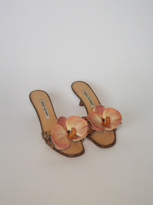 Reworked Upcycled Manolo Blahnik Brown Nude Kitten Heels